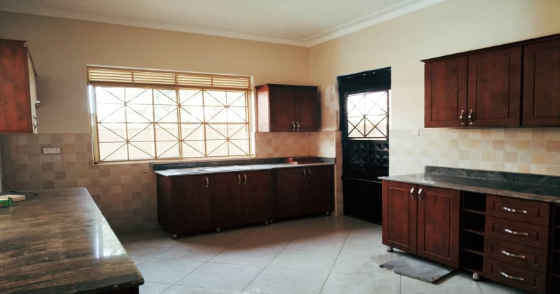 Kira, Wakiso Kira Munispality, ,House,For Sale,1089