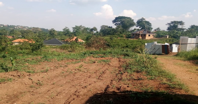 Kakiri, Wakiso NAKYERONGOSA, ,Residential plot,For Sale,1100