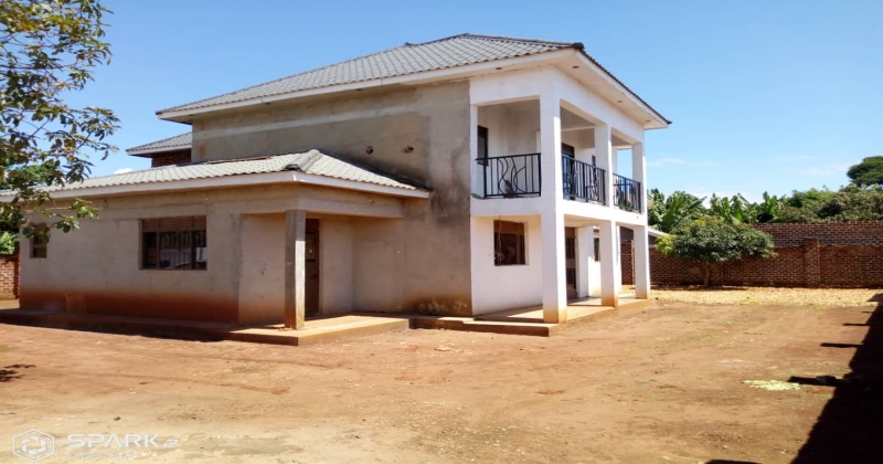 Kawuku, Wakiso Kawuku, ,House,For Sale,1,1105