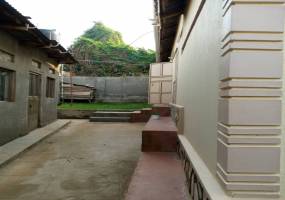 LUGOBA, LUGOBA, KAWEMPE 256, ,House,For Sale,LUGOBA,1050